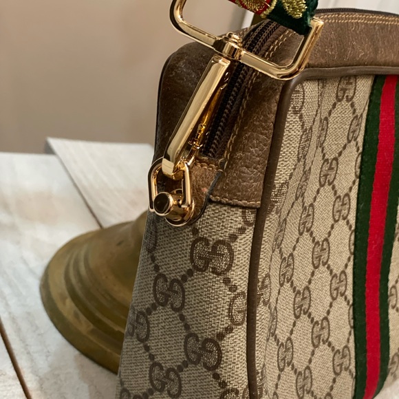 💗Vintage GG Web Clutch Converted - Picture 7 of 15